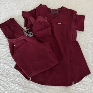 Set of burgundy maternity Figs, XS/P